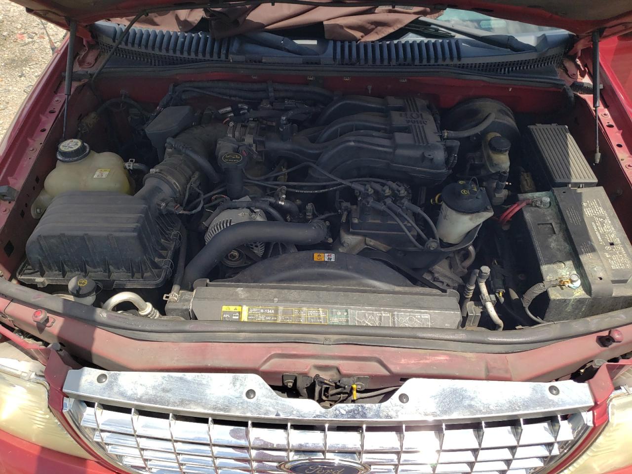2004 Ford Explorer Xlt VIN: 1FMZU73K64UB74165 Lot: 64608975
