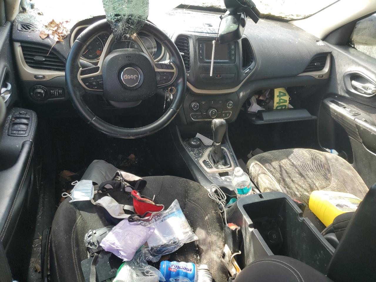 2015 Jeep Cherokee Latitude VIN: 1C4PJMCB4FW702473 Lot: 63080075