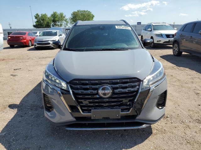  NISSAN KICKS 2023 Silver