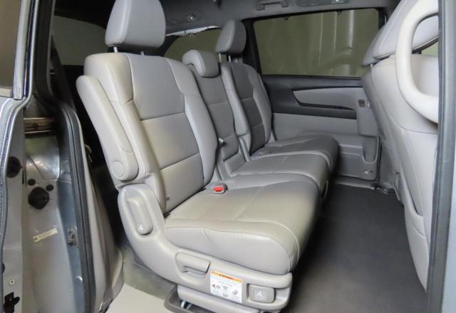 Minivans HONDA ODYSSEY 2016 Silver