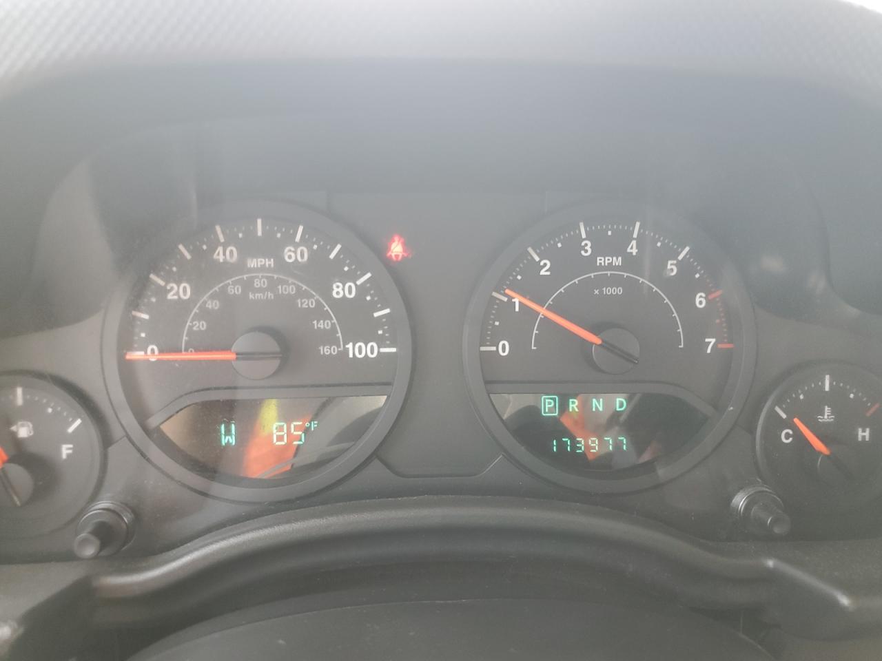 2008 Jeep Wrangler X VIN: 1J4FA24118L505619 Lot: 65551345
