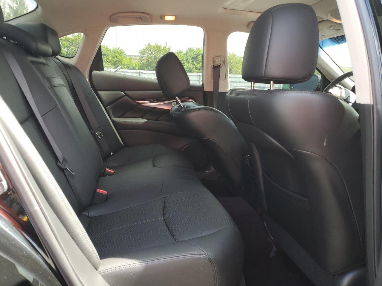 2019 Infiniti Q70 3.7 Luxe VIN: JN1BY1AP8KM505530 Lot: 64049695
