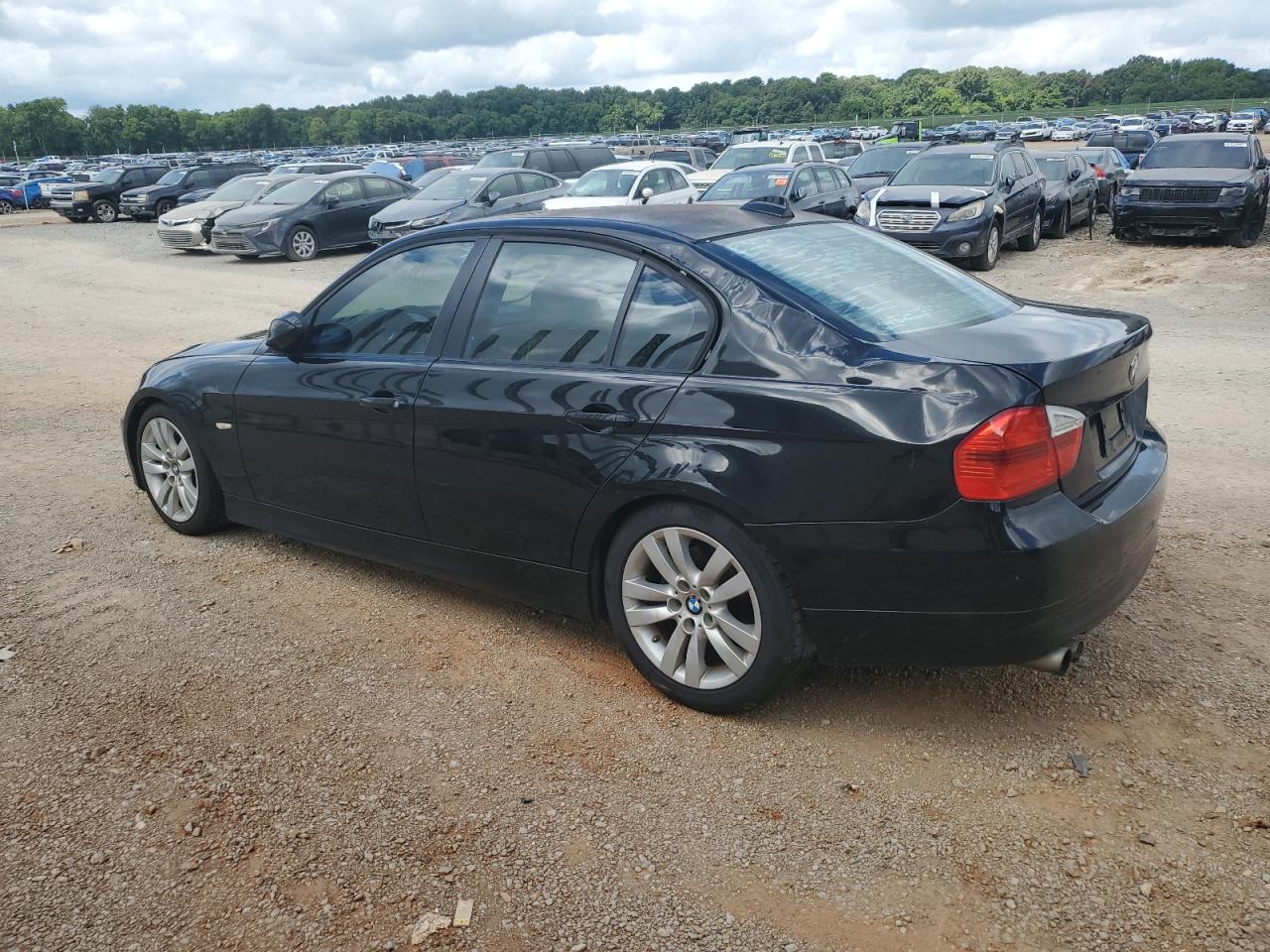 wbava33548kx83946 WBAVA33548KX83946 2008 BMW 328 I