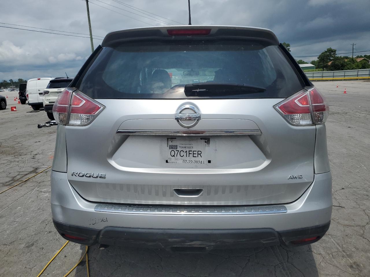 2015 Nissan Rogue S VIN: KNMAT2MT2FP558573 Lot: 63077475