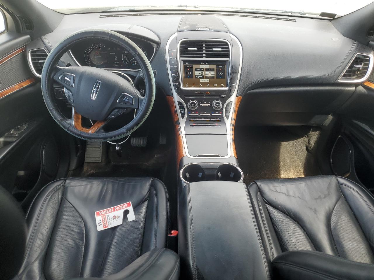 2lmpj6kr8jbl38420 2LMPJ6KR8JBL38420 2018 Lincoln Mkx Select