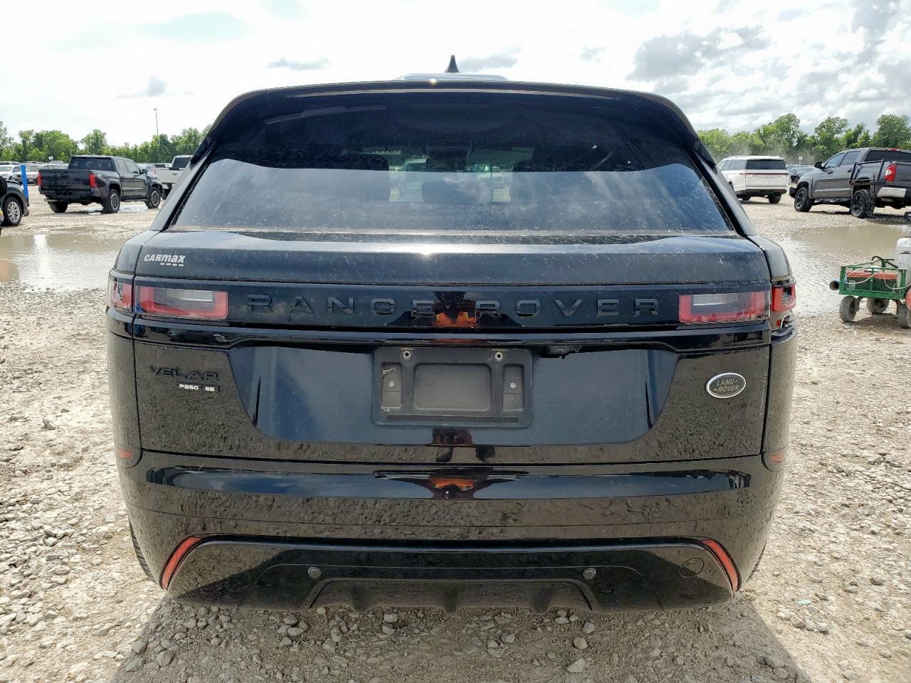 2018 Land Rover Range Rover Velar R-Dynamic Se VIN: SALYL2RX3JA726011 Lot: 64415305