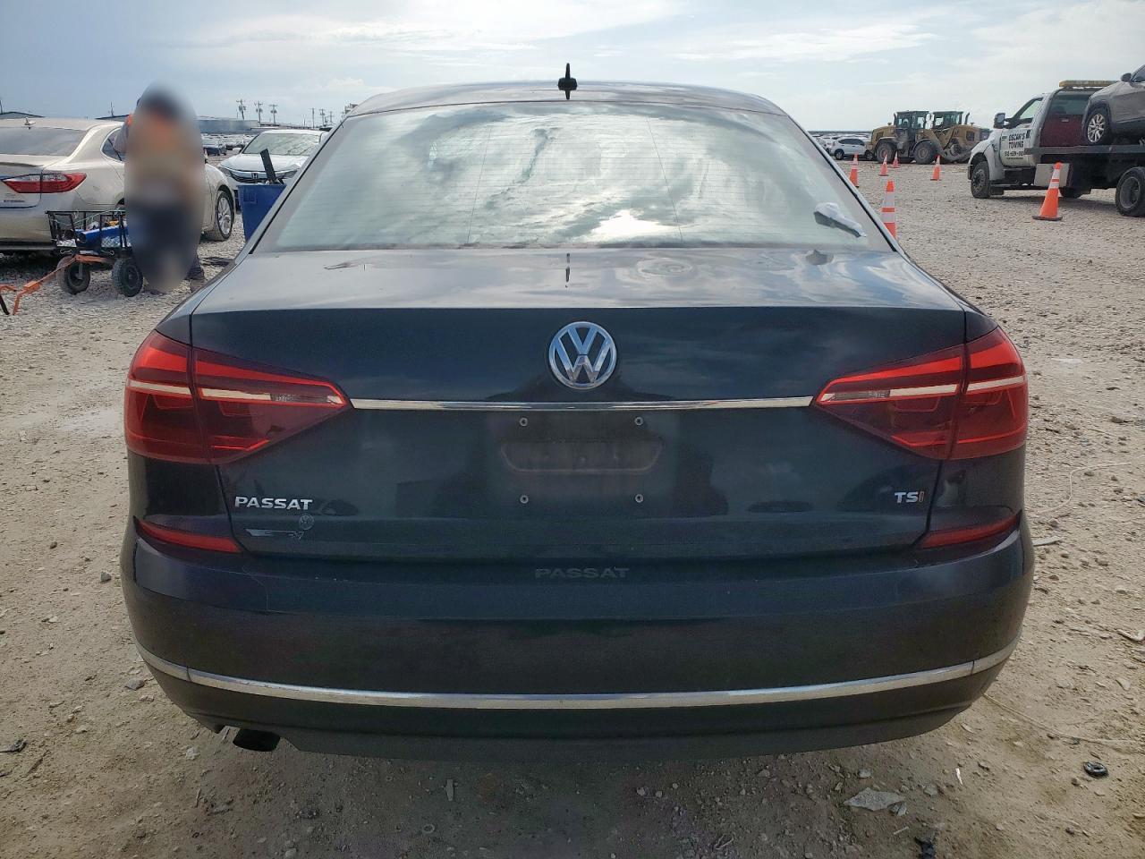 2017 Volkswagen Passat S VIN: 1VWAT7A31HC002957 Lot: 64275425