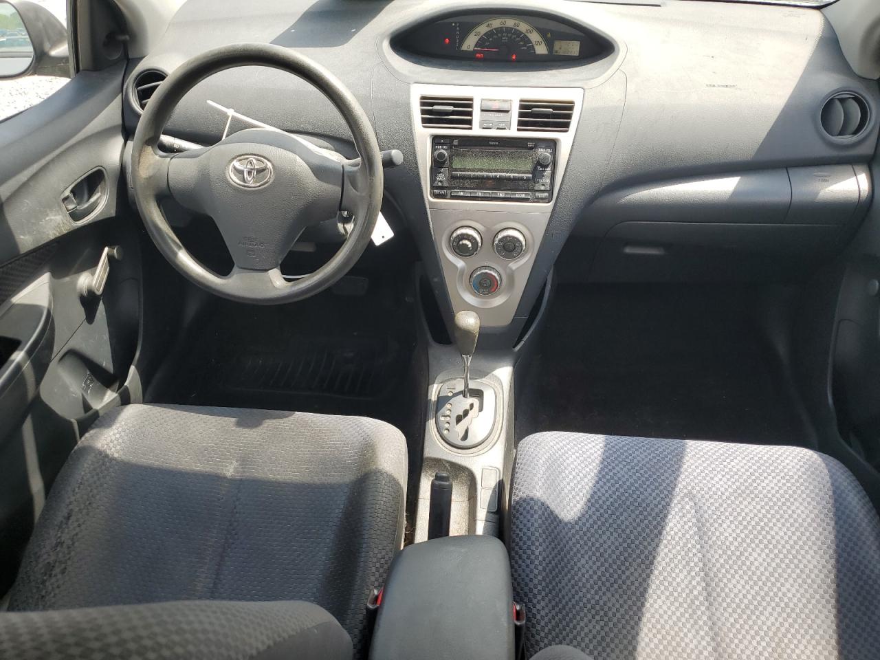 2007 Toyota Yaris VIN: JTDBT923471070083 Lot: 63030845