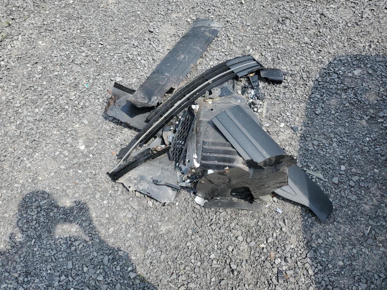 2022 Ford Escape S VIN: 1FMCU9F64NUB00440 Lot: 66994715