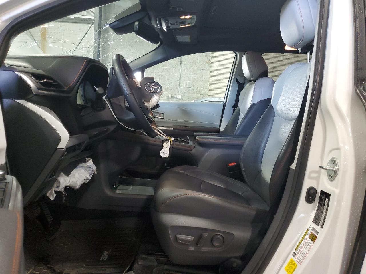2021 Toyota Sienna Xse VIN: 5TDXRKEC8MS017747 Lot: 63865175