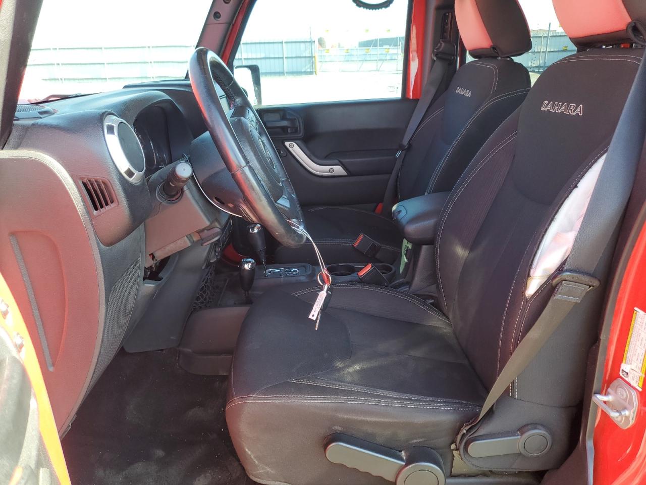 2016 Jeep Wrangler Unlimited Sahara VIN: 1C4HJWEG4GL186000 Lot: 62554085