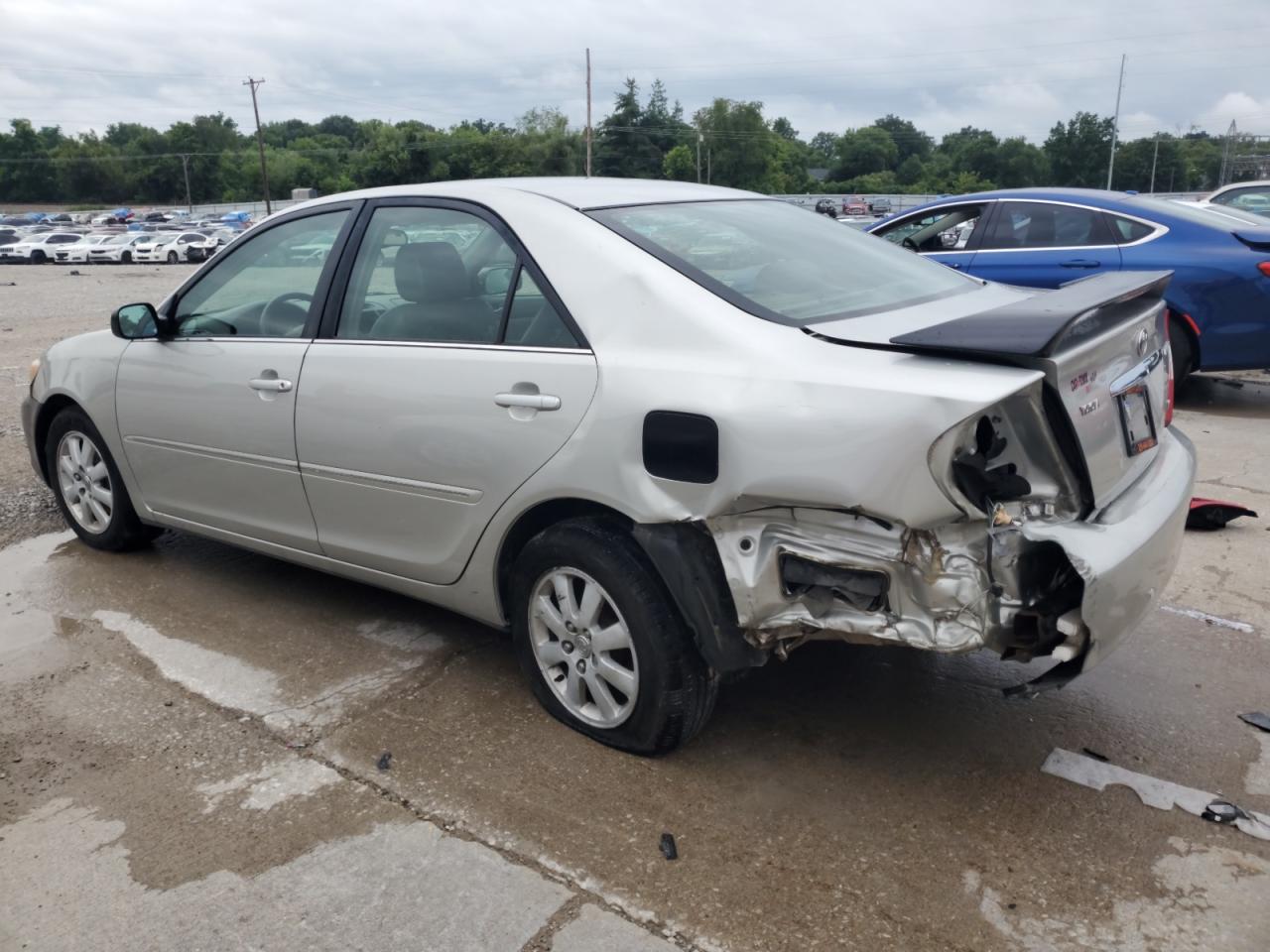 2004 Toyota Camry Le grey null gas 4T1BF30K14U579441 photo #3
