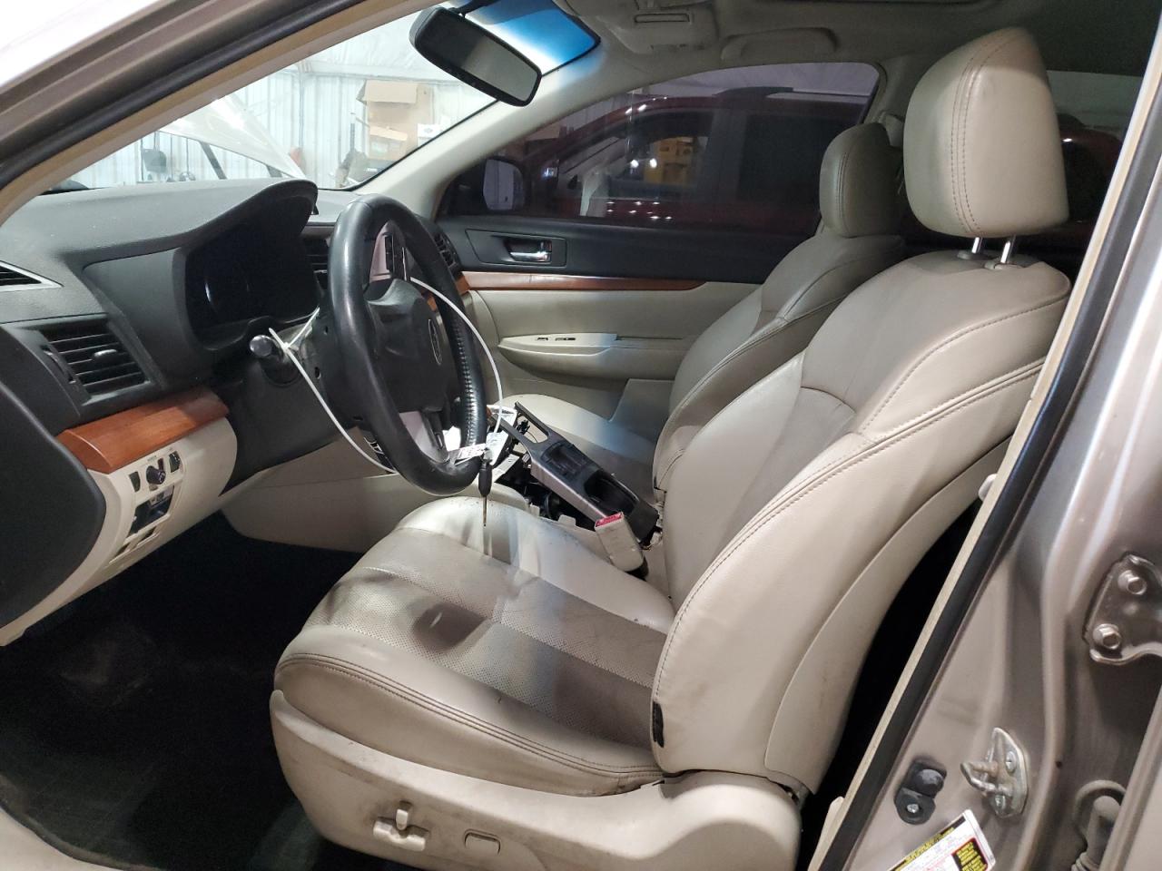 2014 Subaru Outback 3.6R Limited VIN: 4S4BRDLC7E2324744 Lot: 65046235