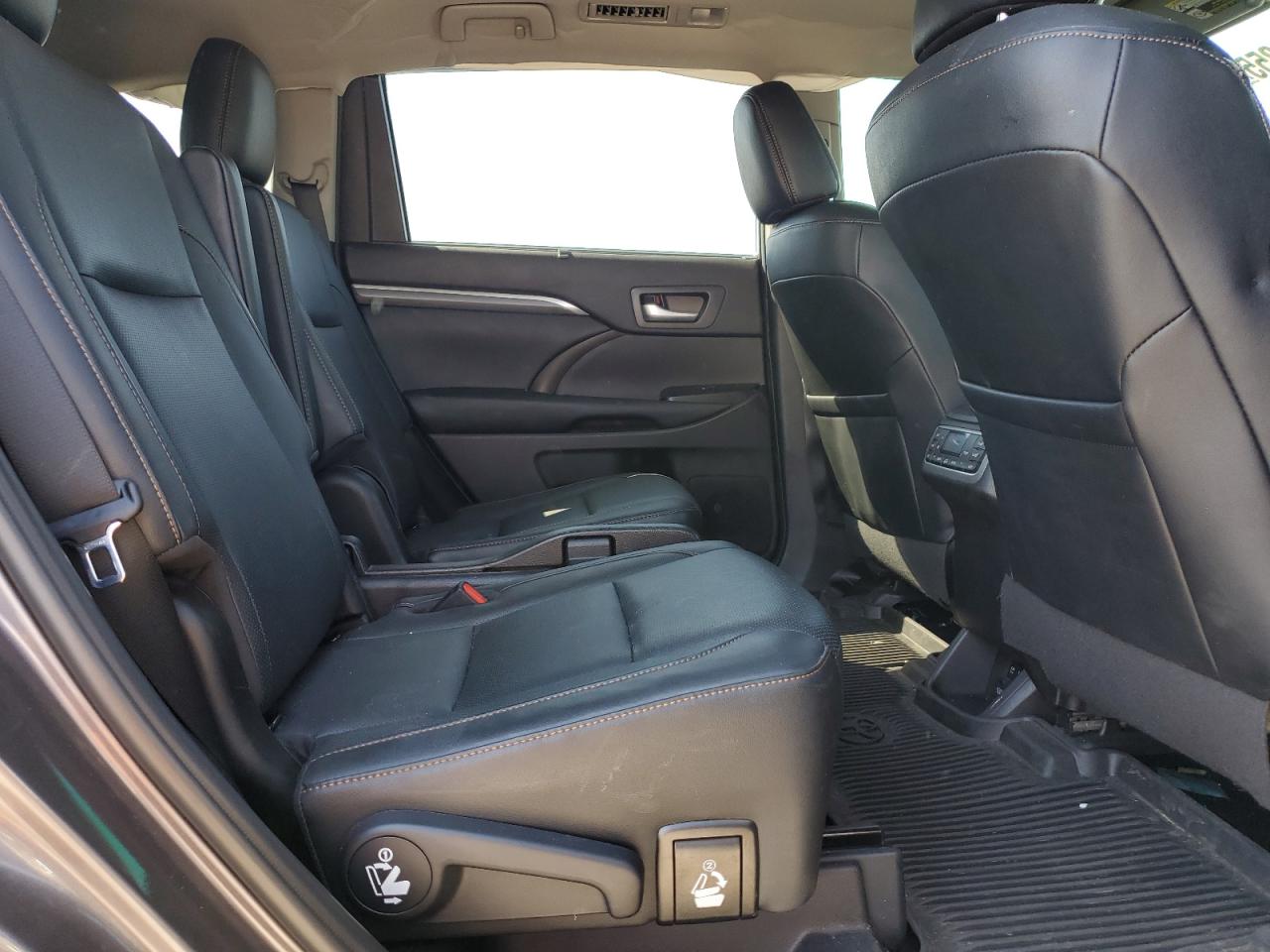 2019 Toyota Highlander Limited VIN: 5TDDZRFH2KS941538 Lot: 64896355