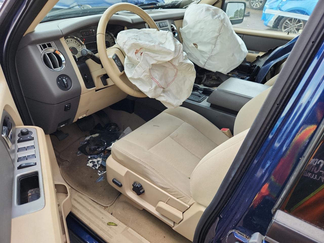 2010 Ford Expedition Xlt VIN: 1FMJU1F50AEA17687 Lot: 64953855