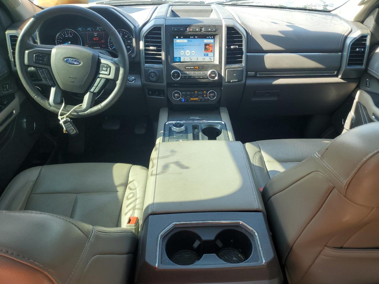 2018 Ford Expedition Xlt VIN: 1FMJU1JT9JEA01221 Lot: 65876925