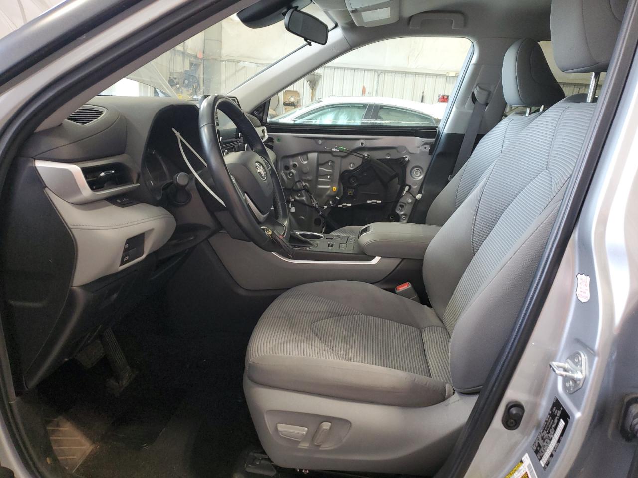 2022 Toyota Highlander L VIN: 5TDBZRBH9NS185191 Lot: 64702165