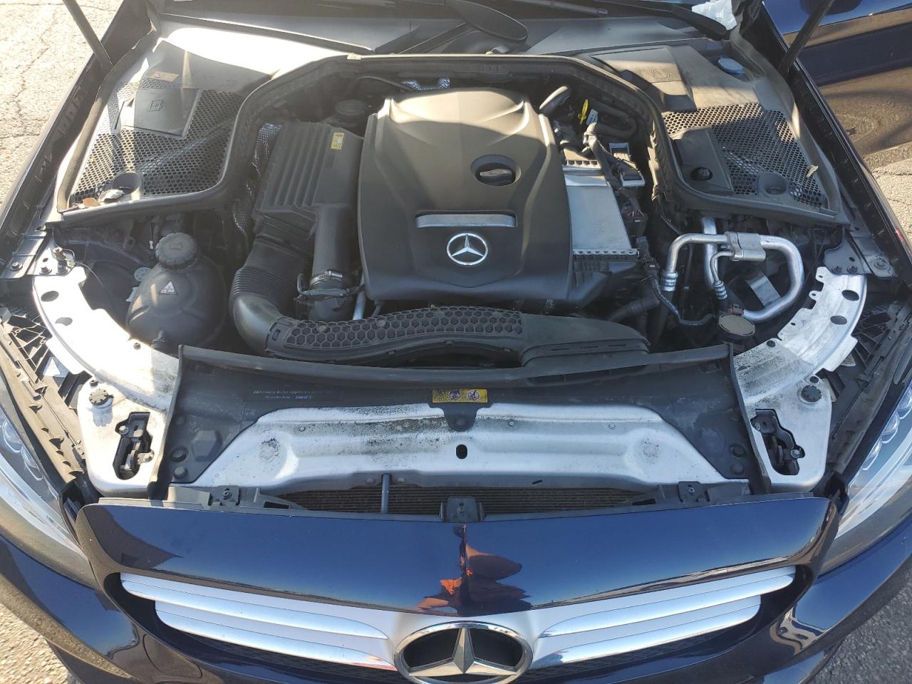 2016 Mercedes-Benz C 300 4Matic VIN: 55SWF4KBXGU110255 Lot: 63594465