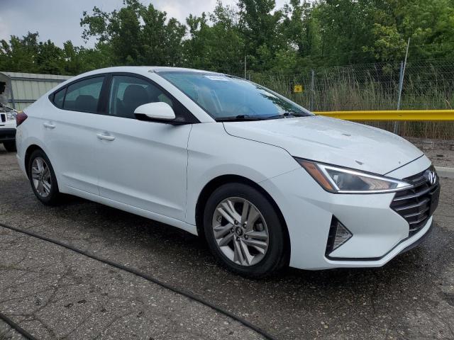  HYUNDAI ELANTRA 2019 Белы