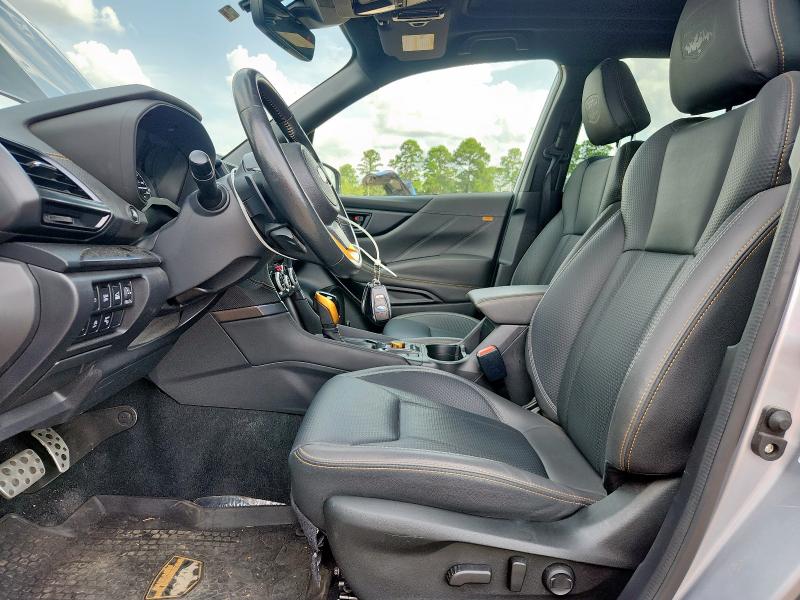  SUBARU FORESTER 2023 Srebrny