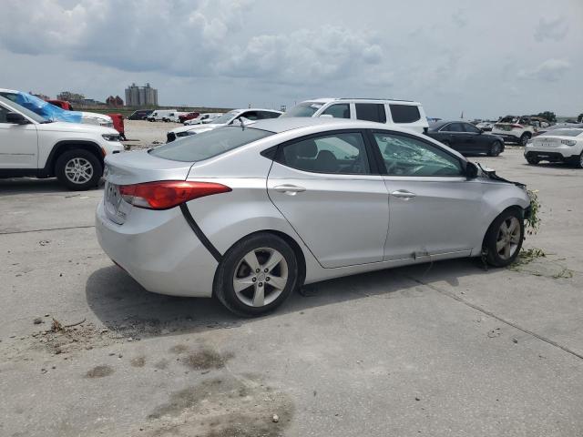 Sedans HYUNDAI ELANTRA 2012 Srebrny