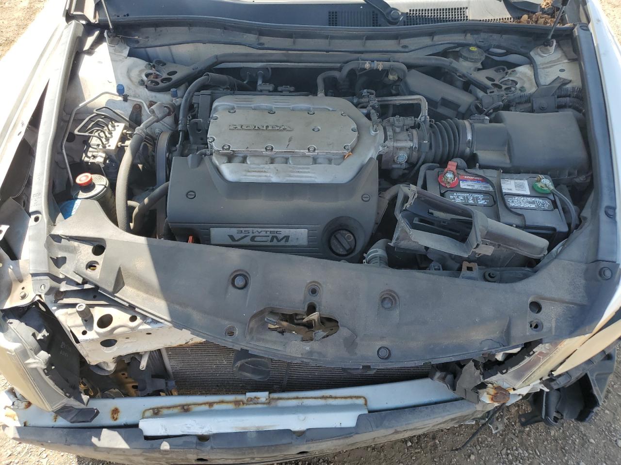 2011 Honda Accord Exl VIN: 1HGCP3F84BA028499 Lot: 63231545