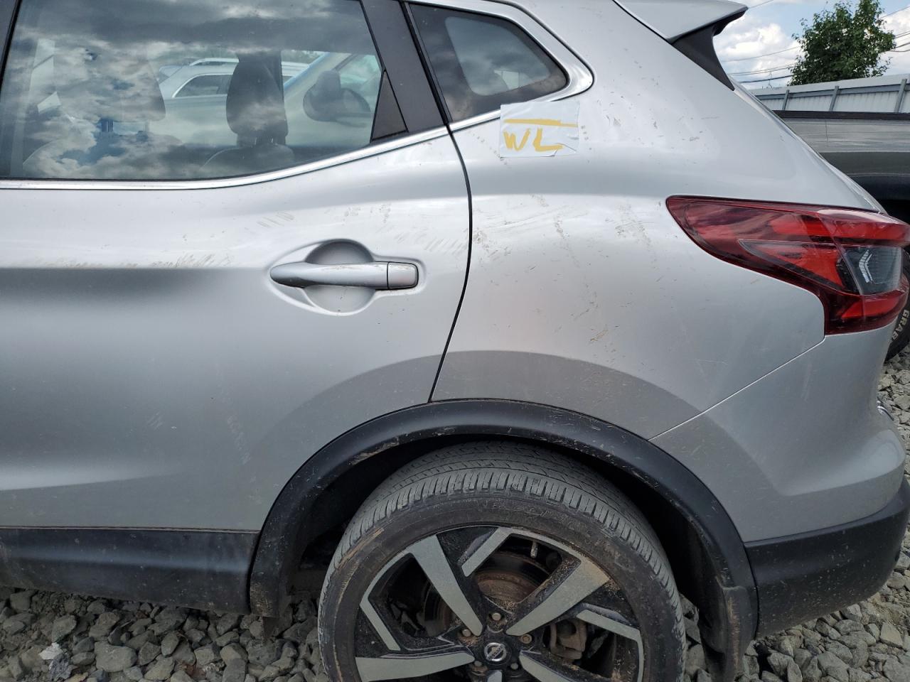 jn1bj1cw8lw363744 JN1BJ1CW8LW363744 2020 Nissan Rogue Sport S