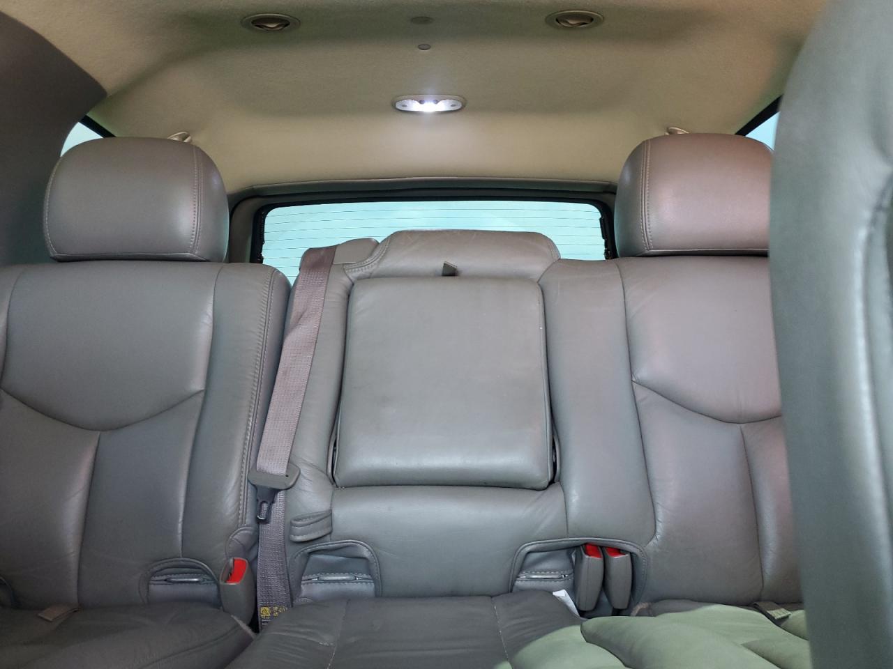2004 Chevrolet Tahoe K1500 VIN: 1GNEK13ZX4R149301 Lot: 63927455