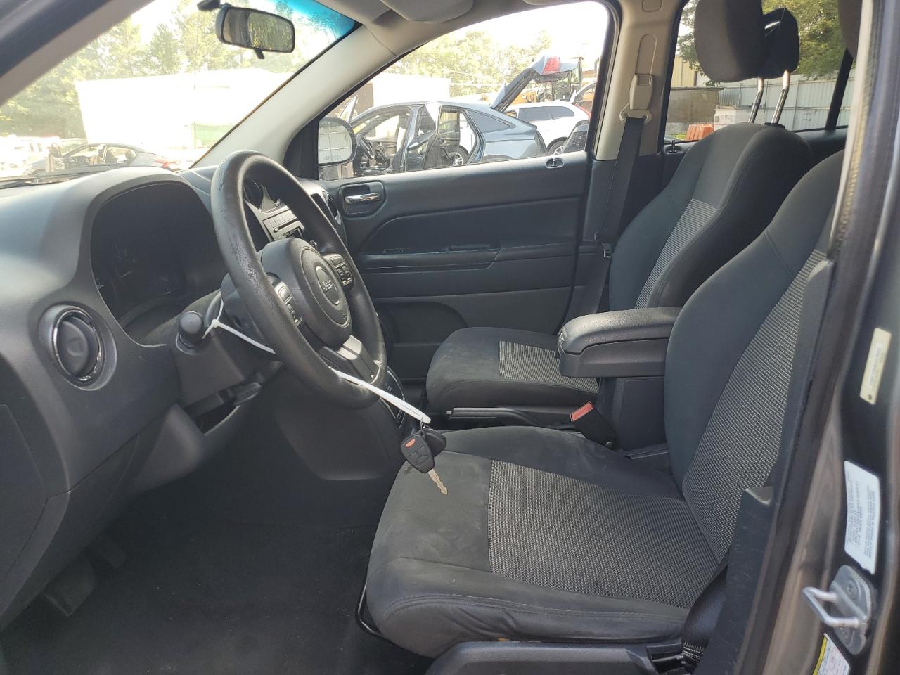 2011 Jeep Compass Sport VIN: 1J4NF1FB8BD279593 Lot: 63277065