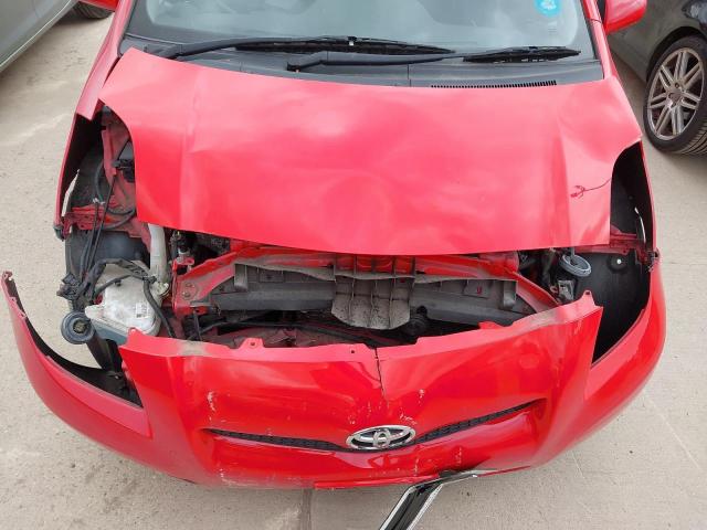 2009 TOYOTA YARIS TR V
