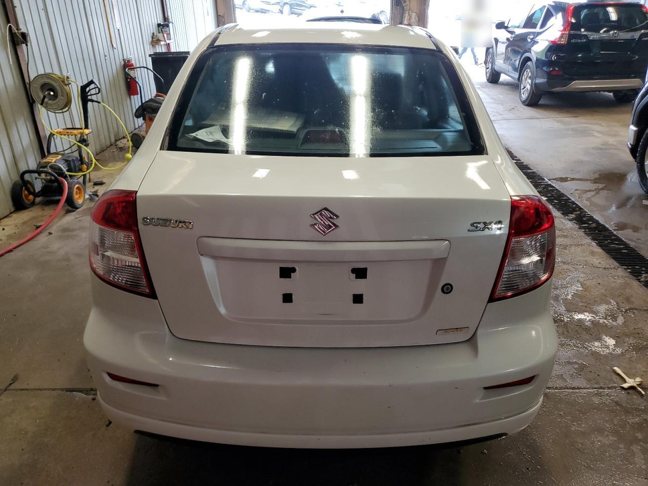 I (Classic) I (Classic)