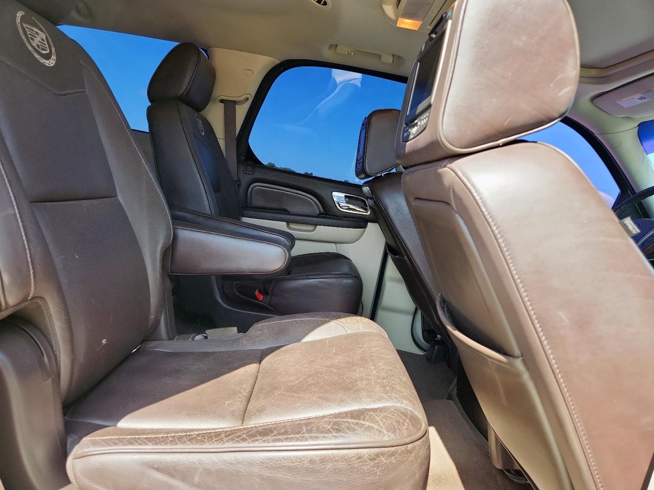2014 Cadillac Escalade Platinum VIN: 1GYS4DEF2ER231688 Lot: 64596445
