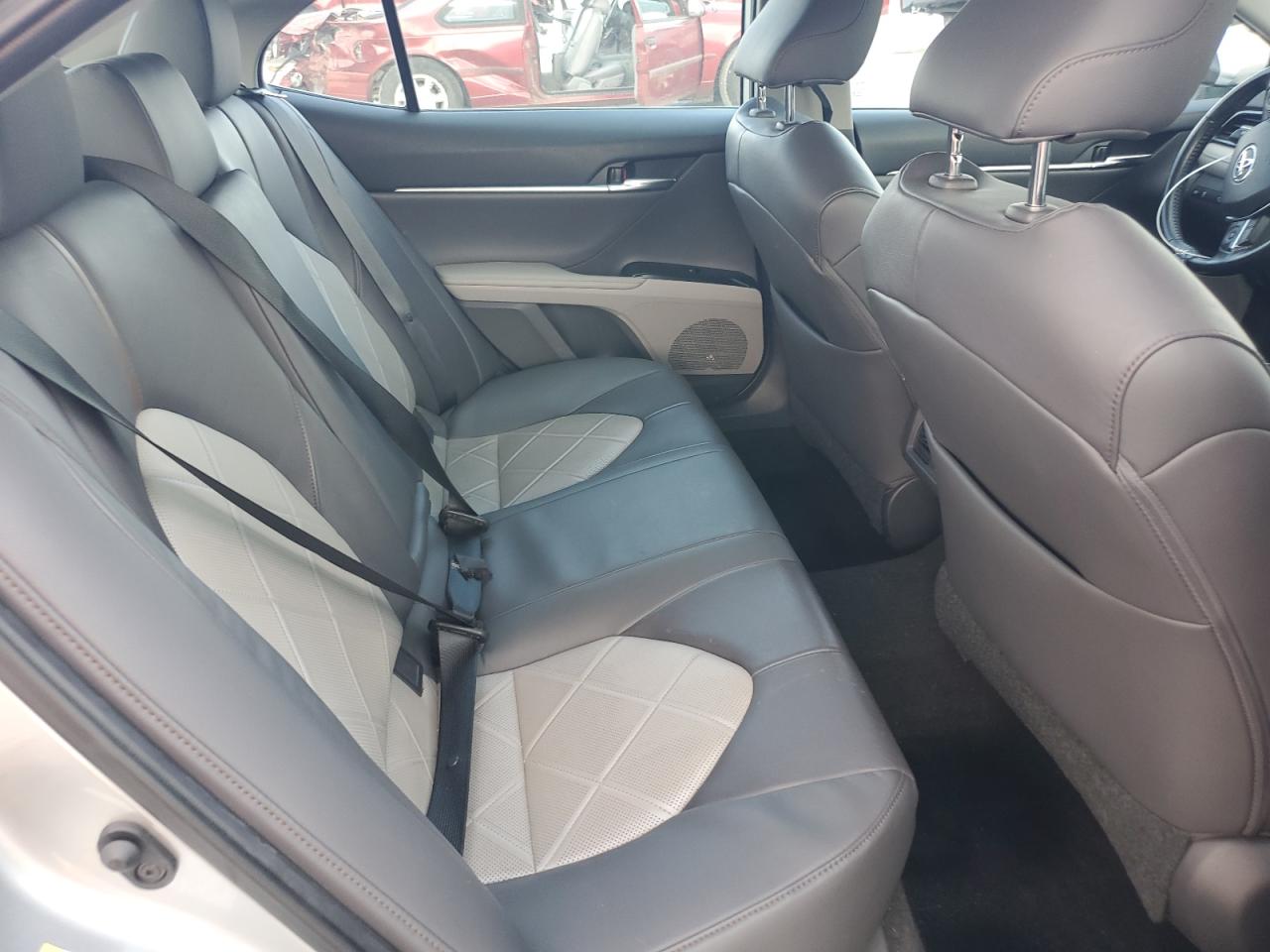 2019 Toyota Camry L VIN: 4T1B11HK7KU773170 Lot: 64594065