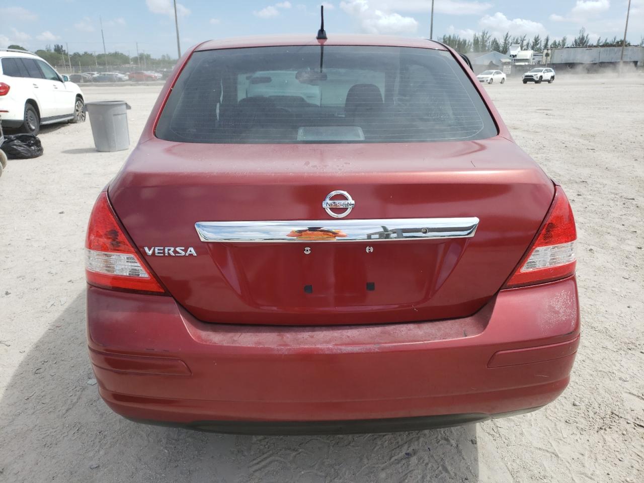 2009 Nissan Versa S VIN: 3N1BC11E69L492195 Lot: 63923615
