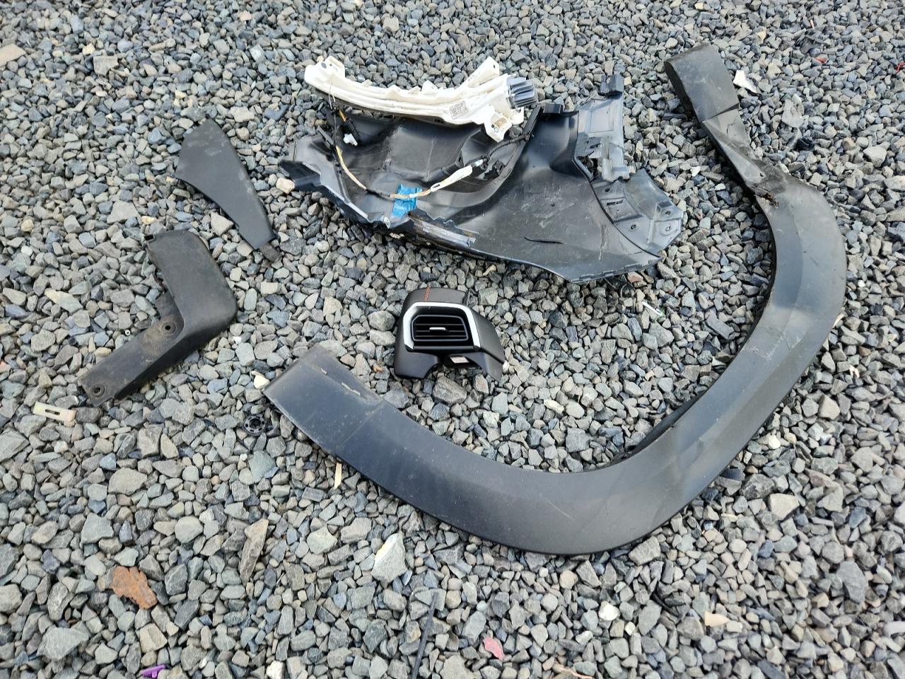 2023 Mazda Cx-50 Base VIN: 7MMVABXY7PN121535 Lot: 64199245