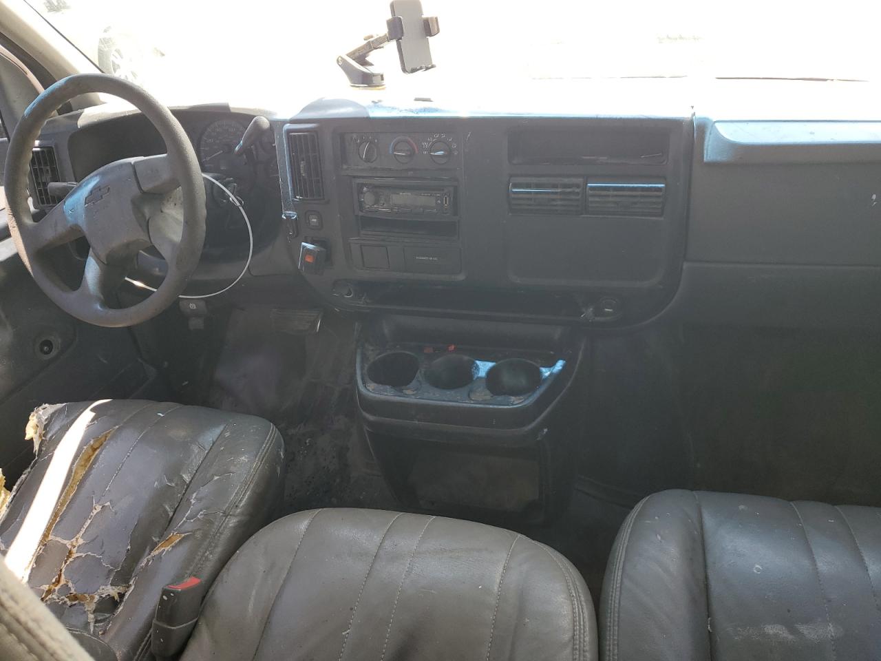 2006 Chevrolet Express G1500 VIN: 1GCFG15X961231855 Lot: 64241235