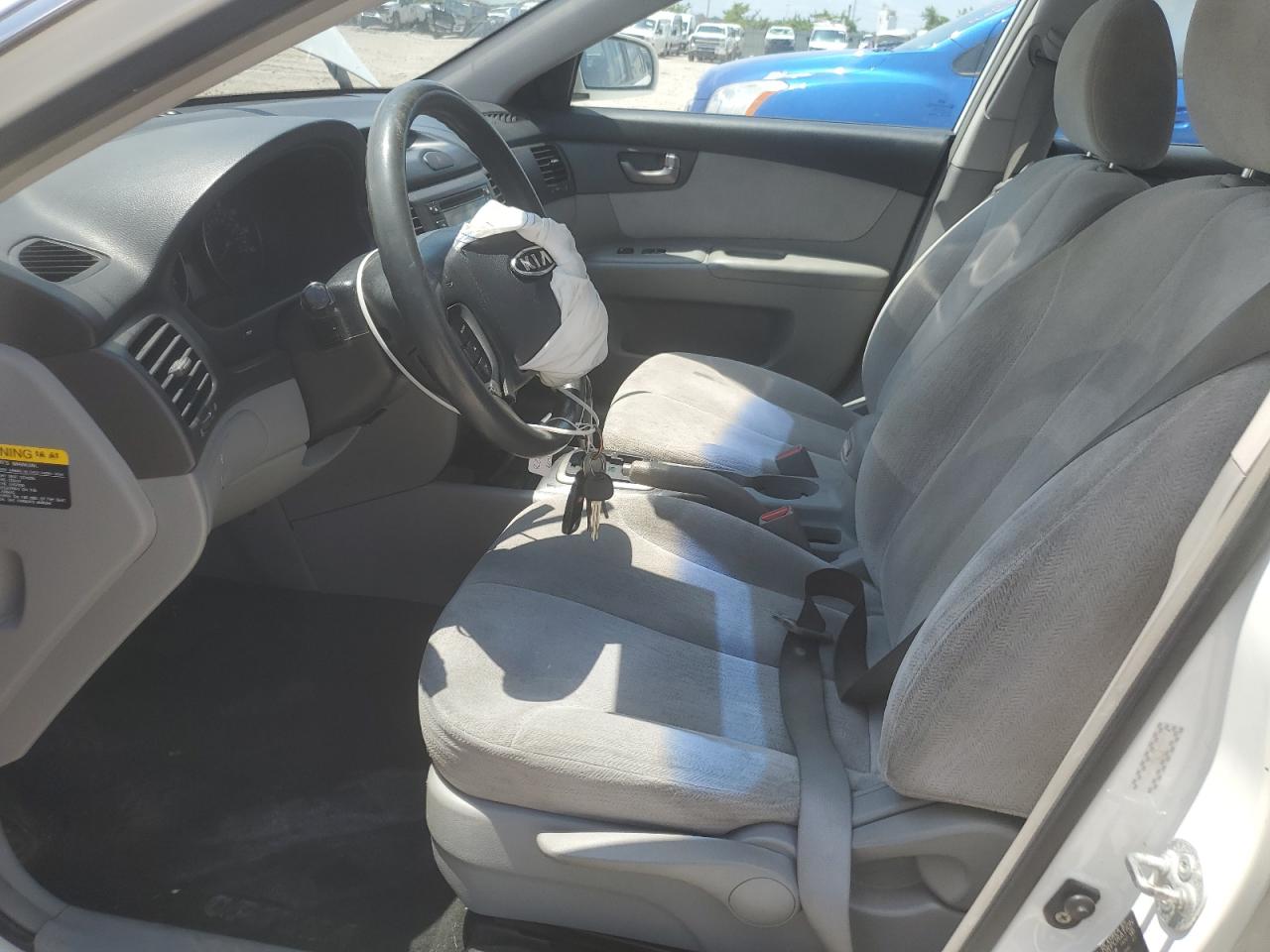 2008 Kia Optima Lx VIN: KNAGE123685177516 Lot: 64466125