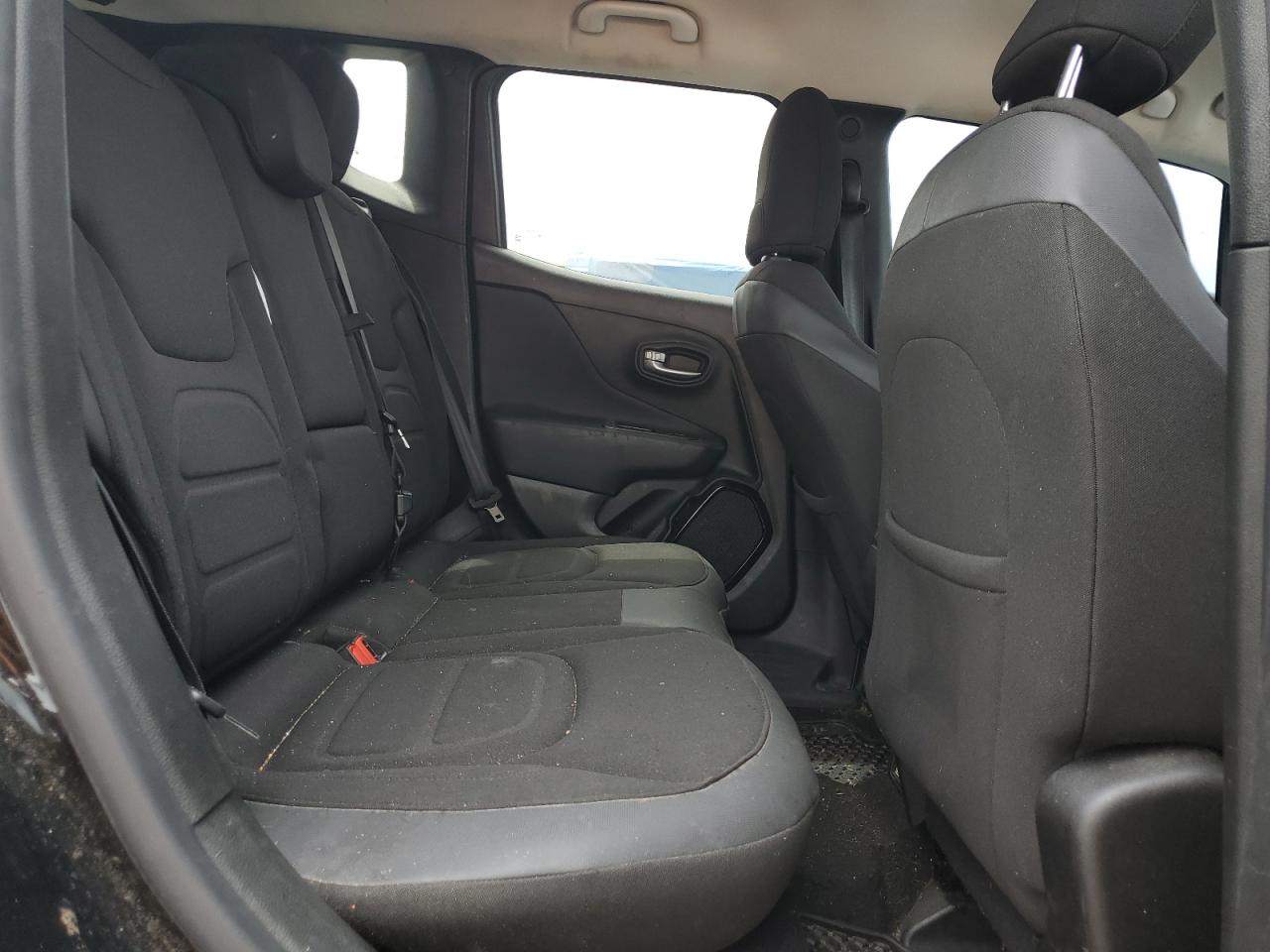 2017 Jeep Renegade Latitude VIN: ZACCJBBB9HPF31577 Lot: 63588385