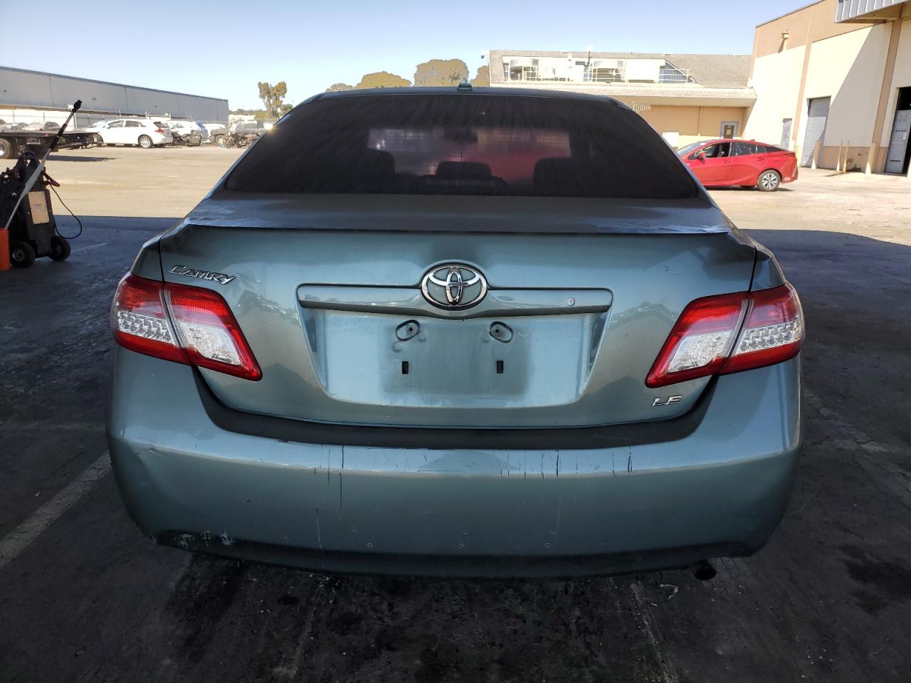 2011 Toyota Camry Base VIN: 4T1BF3EK8BU727381 Lot: 65097685