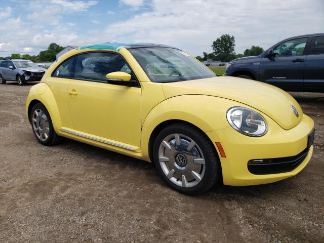  VOLKSWAGEN BEETLE 2013 Żółty