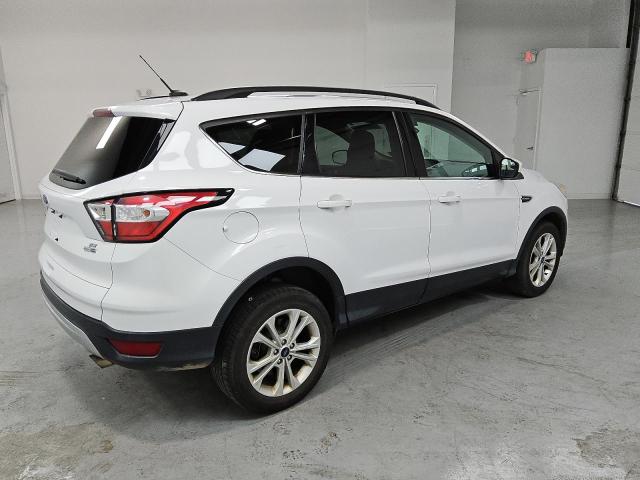  FORD ESCAPE 2018 White