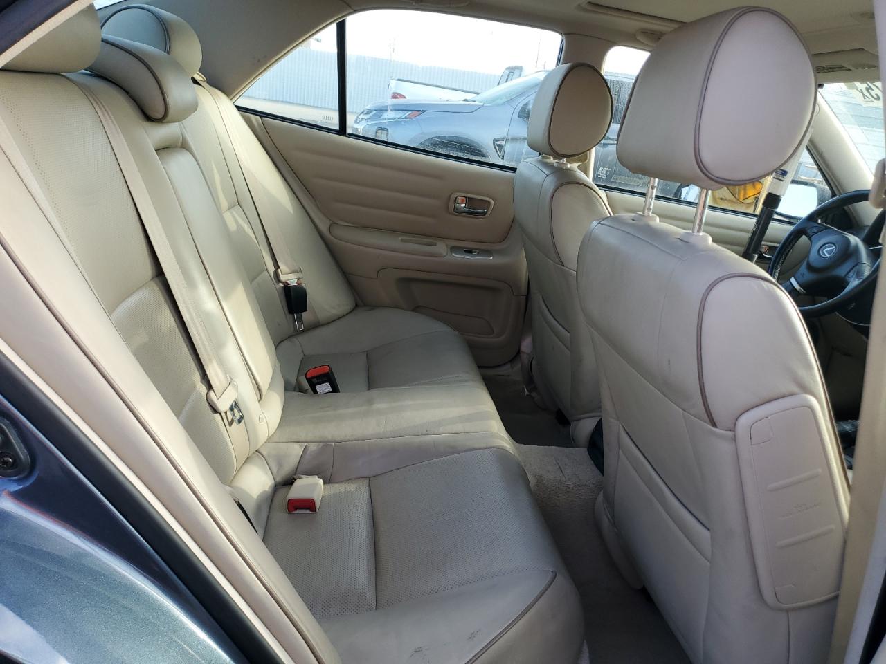 2005 Lexus Is 300 VIN: JTHBD192050100242 Lot: 64518475