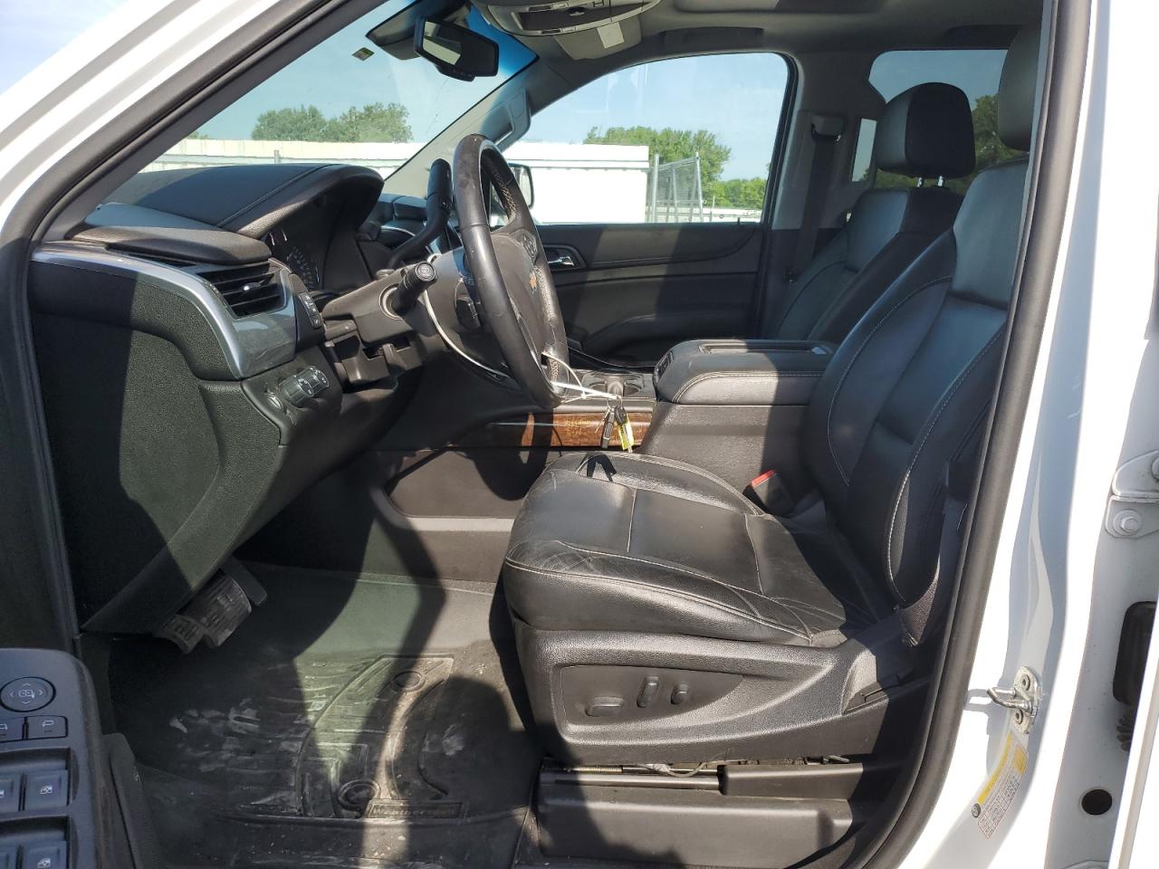 2019 Chevrolet Tahoe K1500 Lt VIN: 1GNSKBKCXKR282353 Lot: 63801945