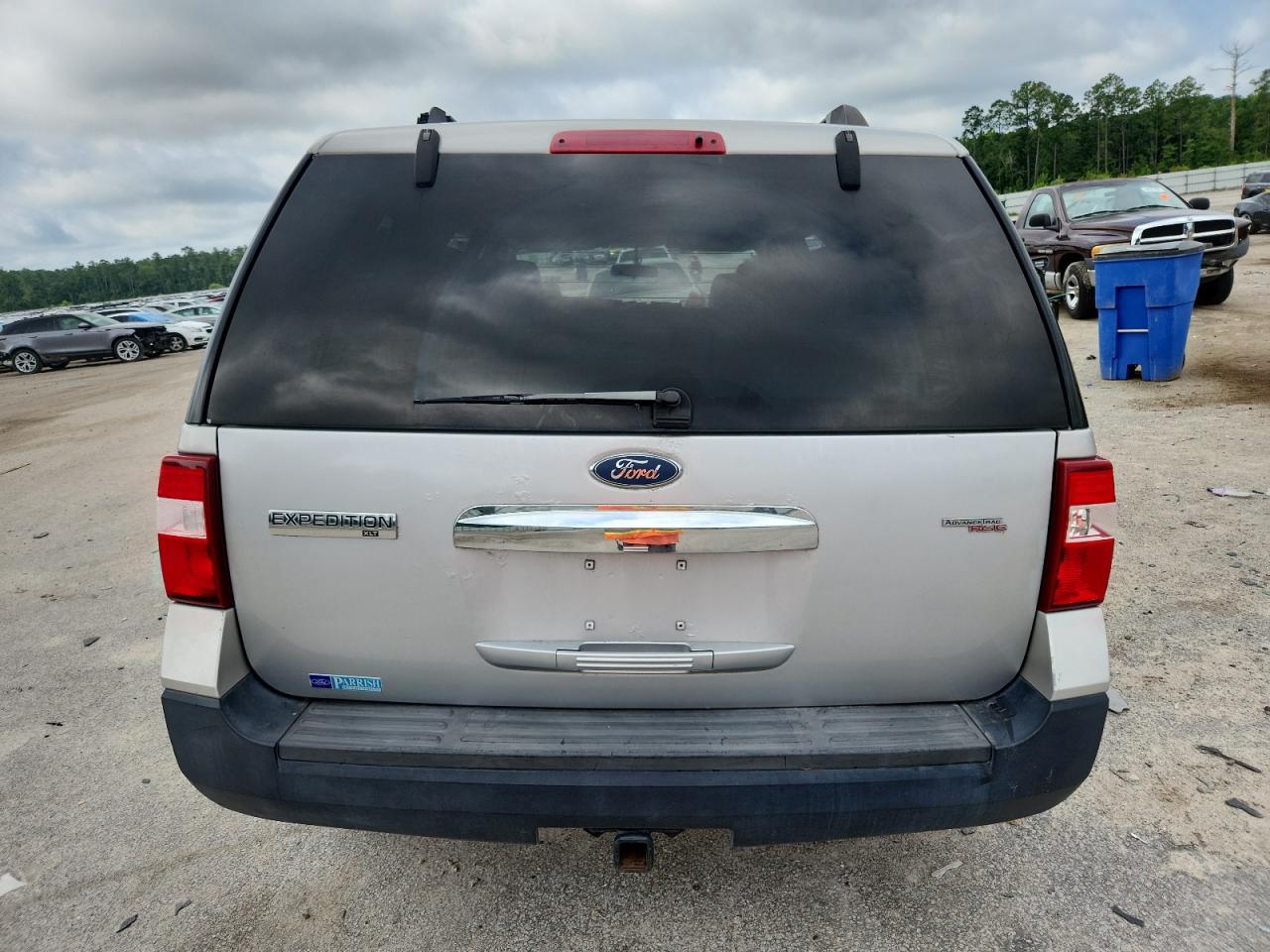 2007 Ford Expedition Xlt VIN: 1FMFU16527LA75536 Lot: 64392295