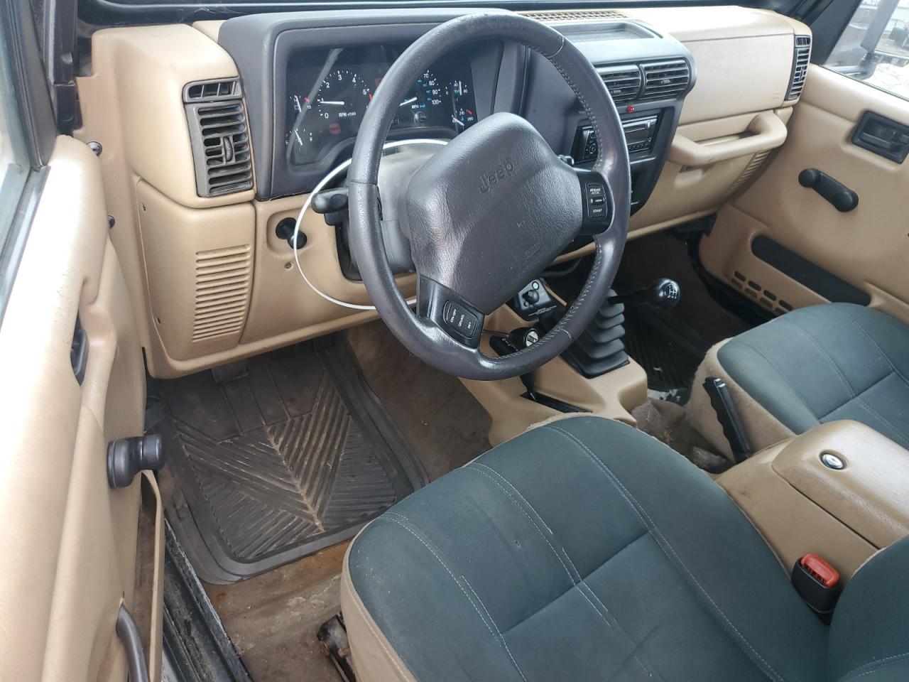 2000 Jeep Wrangler / Tj Sahara VIN: 1J4FA59S5YP761127 Lot: 65247225