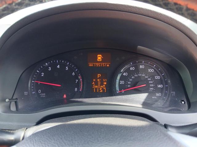 2013 TOYOTA AVENSIS T2