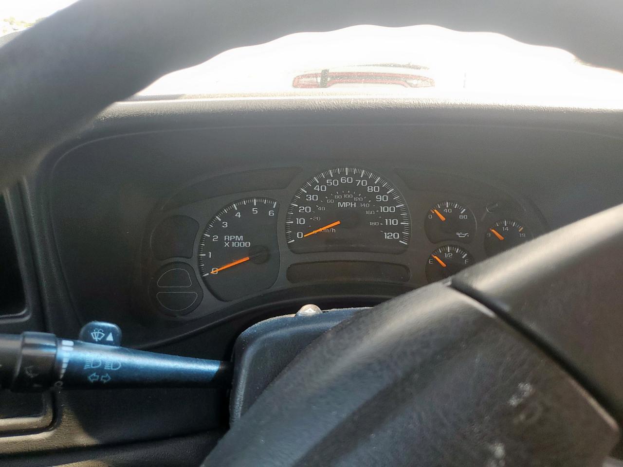2003 Chevrolet Silverado C1500 VIN: 1GCEC19V33E144649 Lot: 64793175