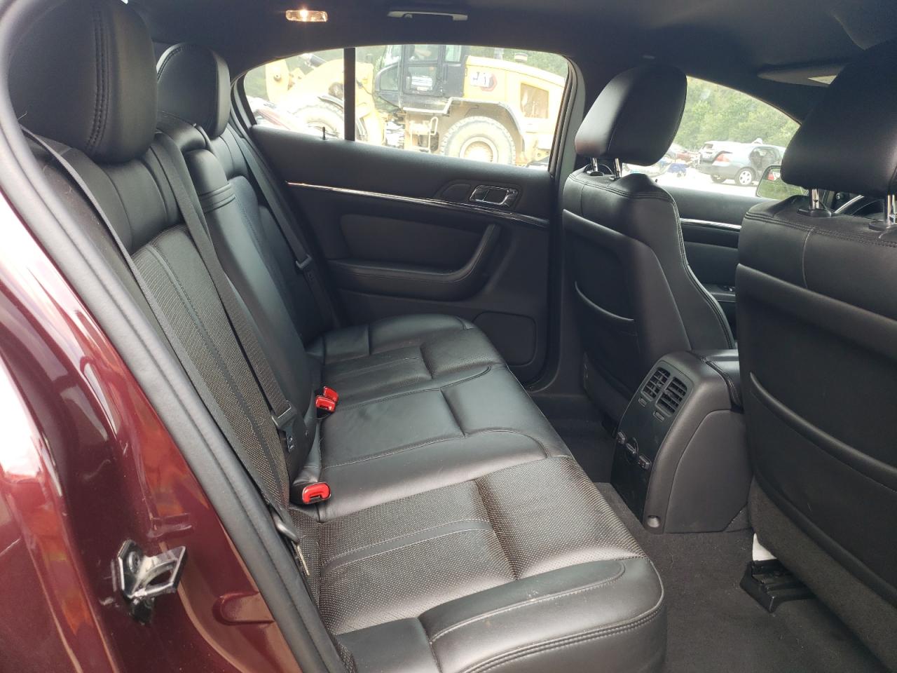 1LNHL9DR3BG606647 2011 Lincoln Mks