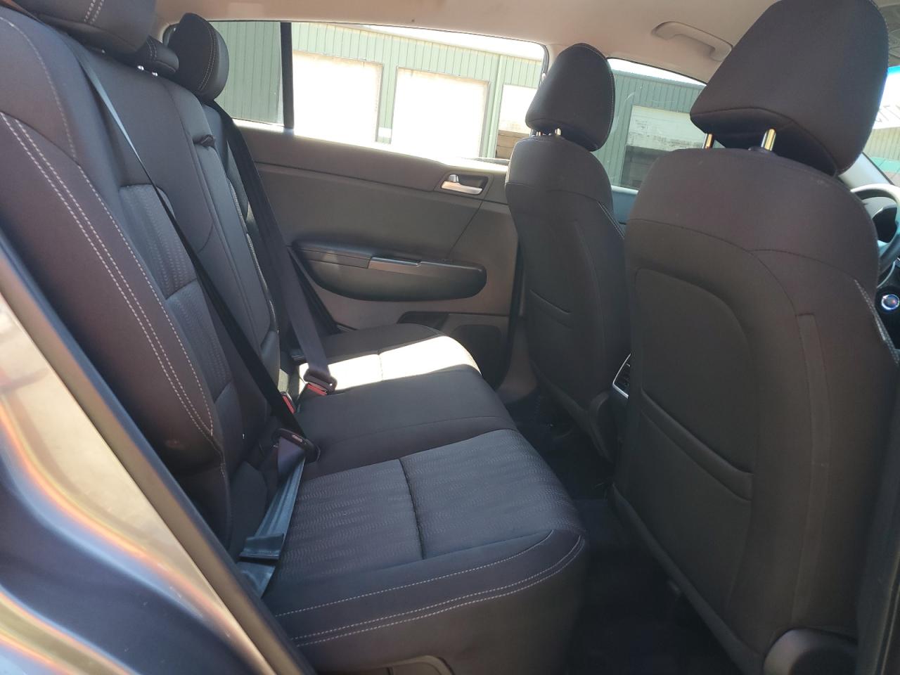 kndpm3ac3h7135599 KNDPM3AC3H7135599 2017 Kia Sportage Lx