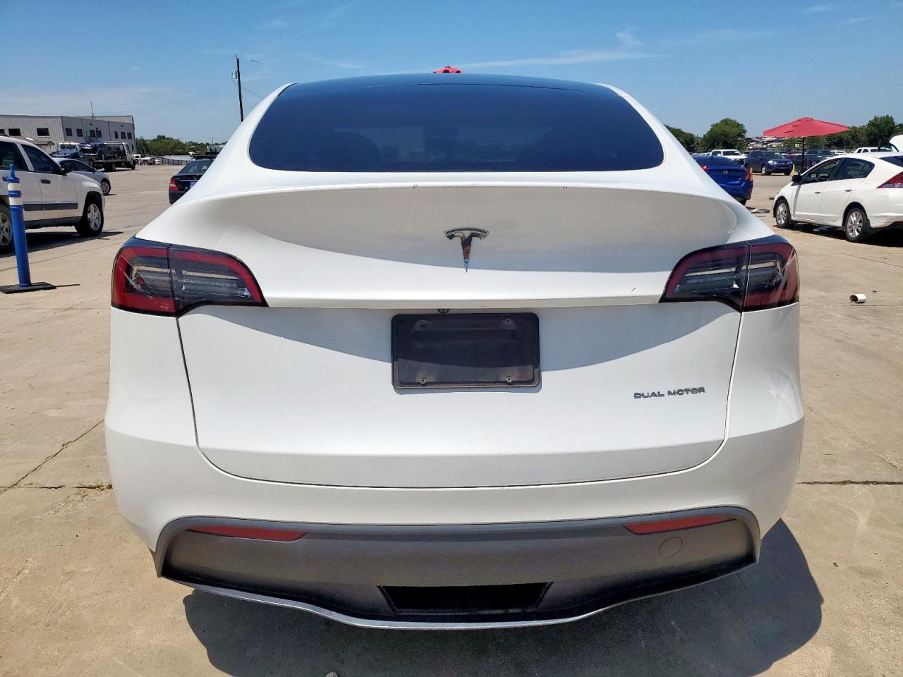 2023 Tesla Model Y VIN: 7SAYGDEE6PA130256 Lot: 65733695